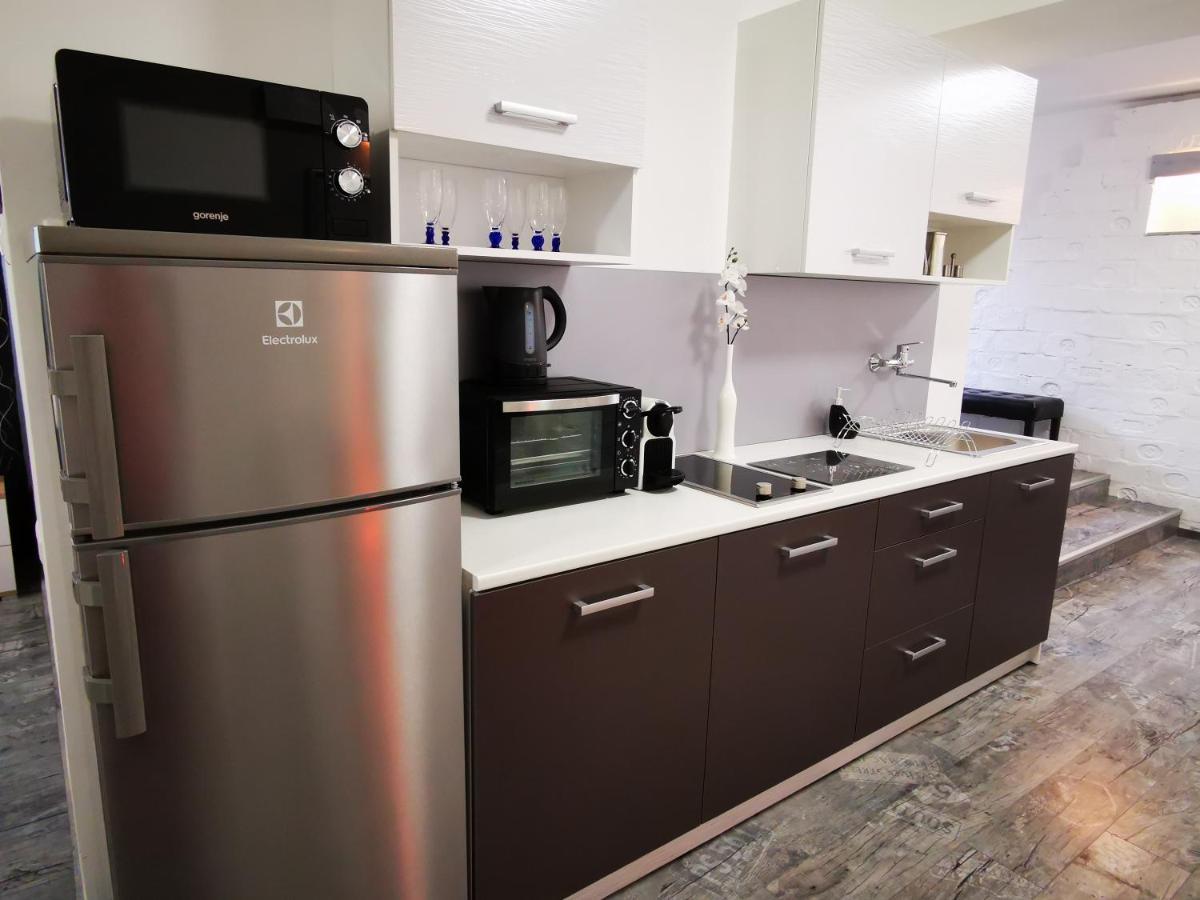 Luxury Basement In The Surrounding Of Budapest Apartment Mogyorod Ngoại thất bức ảnh